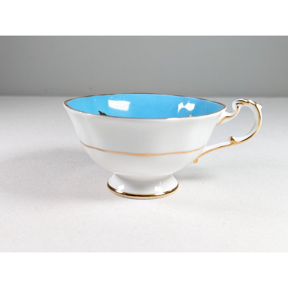 CUP ONLY * Paragon Floating White Rose Turquoise blue teacup, 1950s double - Picture 5 of 10